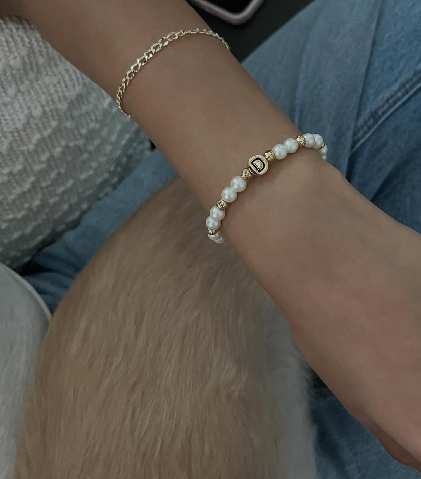 Sol Project: a person's foot wearing a bracelet.